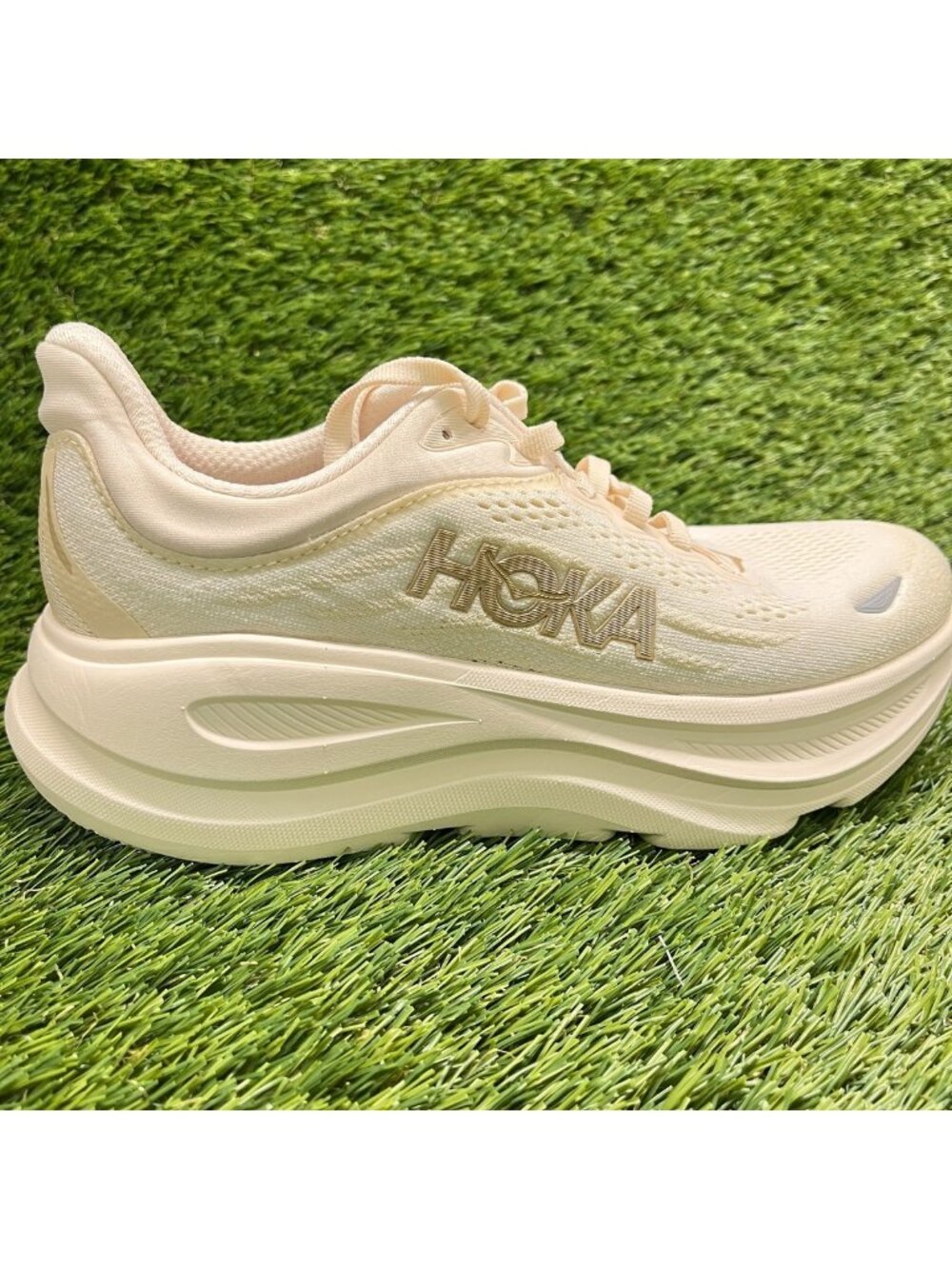 Hoka One One Bondi 9 Womens Size 7 Beige Athletic Running Walking Shoes Sneakers